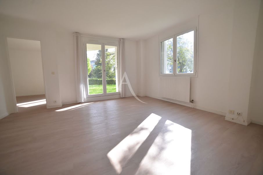 Vente appartement 2 pièces 49.73 m² à Fontenay-sous-Bois (94120), 230 000 €