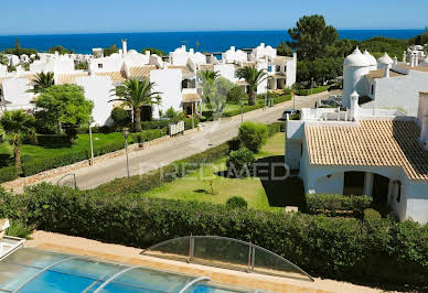 Maison avec piscine et terrasse 3