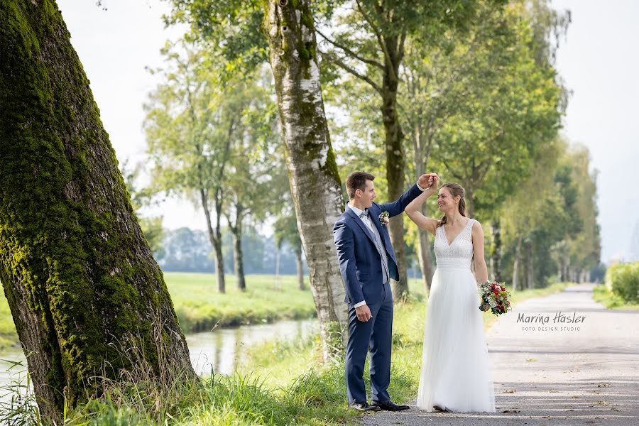 Fotografo di matrimoni Marina Hasler (marina). Foto del 28 settembre 2022