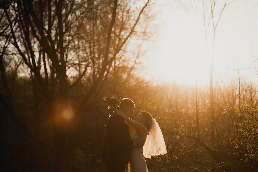 Fotógrafo de casamento Maksim Mickevich (mmdays). Foto de 26 de outubro 2016