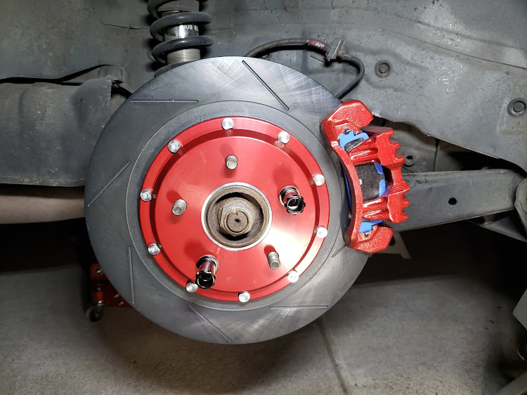 RX-7のブレーキキャリパー塗装・ビックローター化・ブレーキパッド交換・FDキャリパー流用・スーパーナウエンジニアリングに関するカスタム事例の投稿画像15枚目