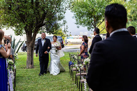 Fotografo di matrimoni Walter Sanchez (stwdio88). Foto del 14 maggio 2021