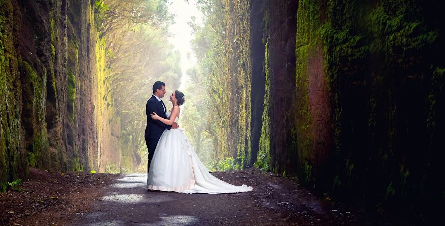 Fotógrafo de casamento Iverson Martinez (nuevoestilo). Foto de 14 de março 2019