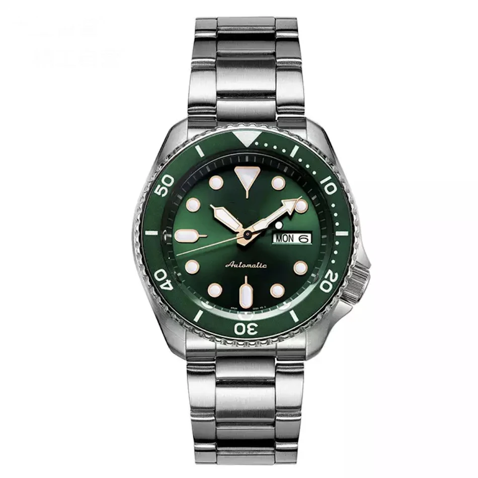 Montre homme quartz business casual avec cadran rond, spirale, boucle déployante et affichage pointeur. Élégance discrète pour un usage quotidien.
