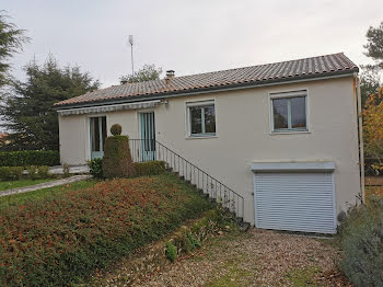 maison à Lussac-les-Châteaux (86)