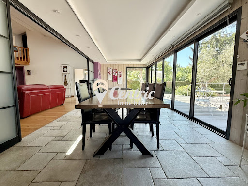 House with pool 2