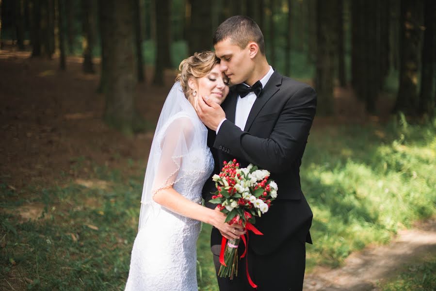 Fotógrafo de bodas Marina Dubina (glorym). Foto del 16 de diciembre 2016