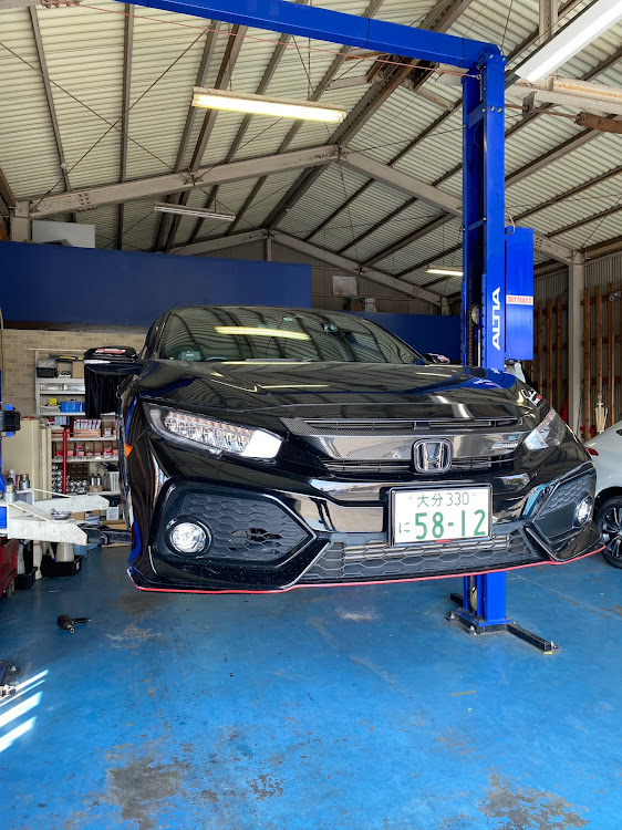 シビックのシビック FK7・FK7・シビックハッチバック・スヌーピー号・タイヤ交換に関するカスタム事例の投稿画像4枚目