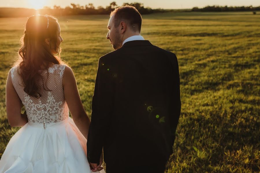 Photographe de mariage Orovicz Adrienn (fotoslany). Photo du 4 novembre 2020