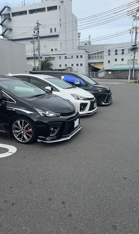 ヴォクシーの高雄パークウェイMT・久御山イオン・コラボ・遠征・お久しぶりでしたに関するカスタム事例の投稿画像11枚目