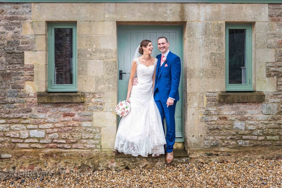 Fotografo di matrimoni Neil Bryars (neilbryarsphoto). Foto del 2 giugno 2019