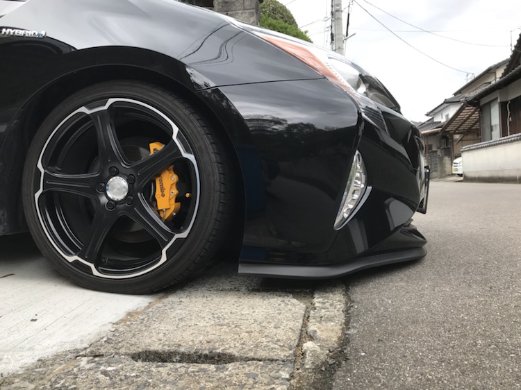 プリウスのusdm・エムズガレージ・ドライブ・シャコタンに関するカスタム事例の投稿画像2枚目