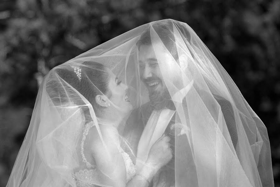 結婚式の写真家Fatih Gülyaşa (fatihgulyasa)。2020 7月12日の写真