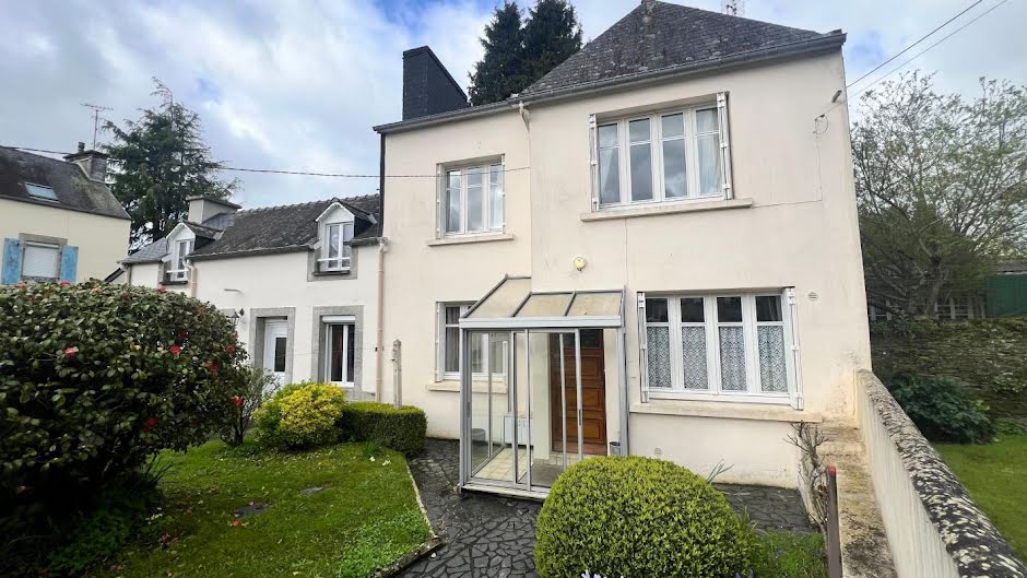 Vente maison 4 pièces 105 m² à Carhaix-Plouguer (29270), 159 000 €