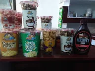 Hangouts -Amul Ice Cream & Chat Shop photo 3