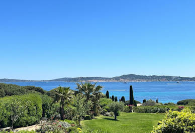 Villa with pool and terrace 3