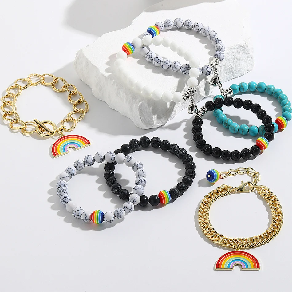 Ensemble de bracelets arc-en-ciel cadeau gay Célébrez la fierté et la diversité avec cet ensemble vibrant et significatif. Un cadeau parfait pour montrer votre soutien.