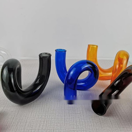 Title 4, Snail shaped glass vase for flower decoration a...