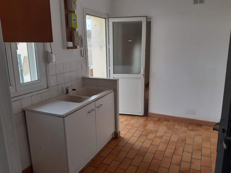 Location  appartement 2 pièces 34 m² à Chauny (02300), 330 €