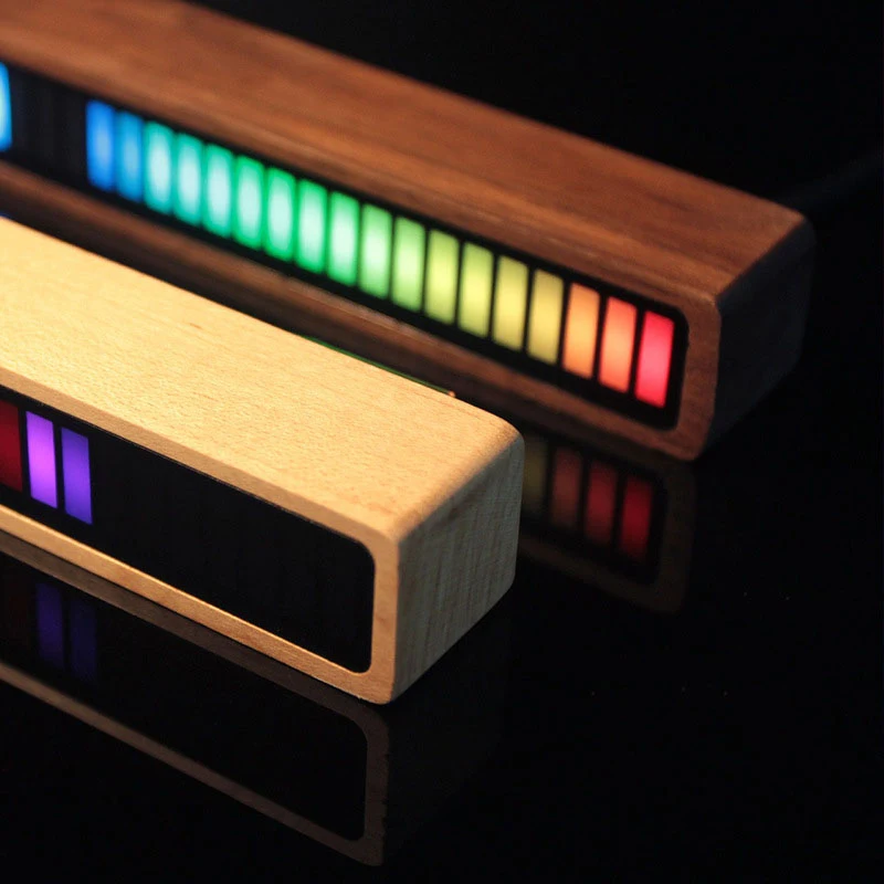 Luces Rítmicas RGB LED de Madera Sólida para Coche con Bluetooth y Control de Voz, Indicador VU de Audio, Ambiente Musical.