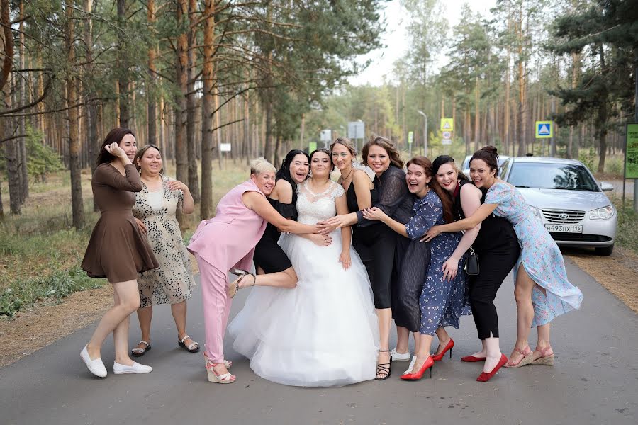 Fotografo di matrimoni Oleg Novikov (novikov1974). Foto del 29 agosto 2021