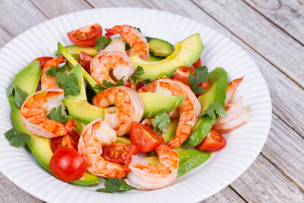 Salade de crevettes et avocat