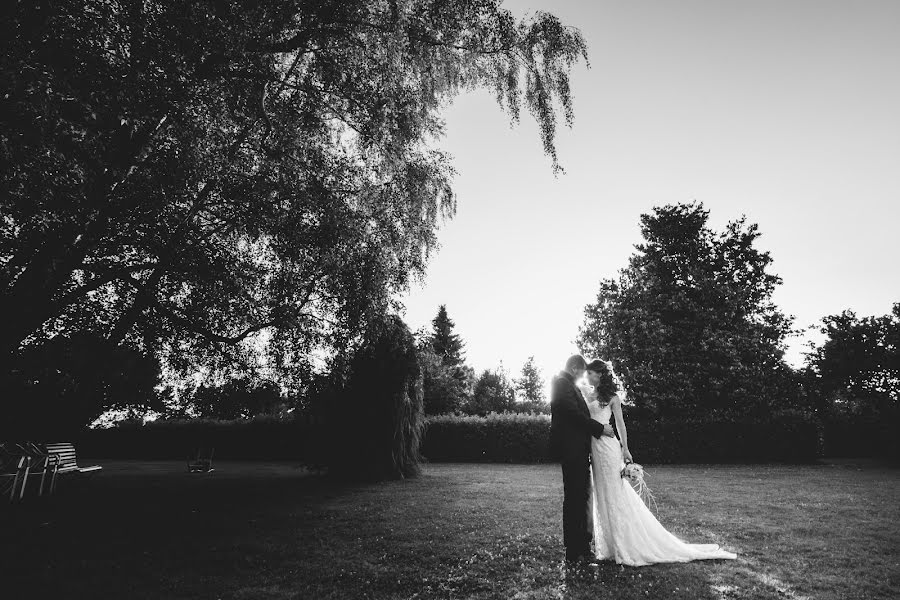 Fotógrafo de casamento Simone Rossi (simonerossi). Foto de 13 de setembro 2018