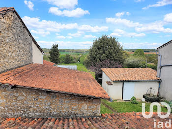 maison à Saint-Amant-de-Bonnieure (16)