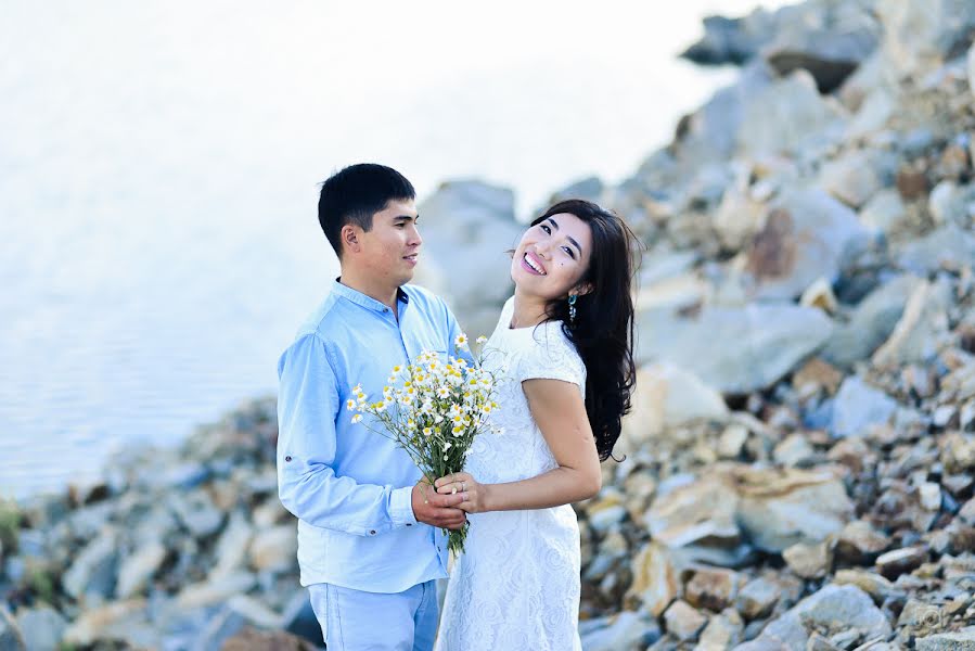 Fotografo di matrimoni Dulat Sepbosynov (dukakz). Foto del 10 luglio 2016