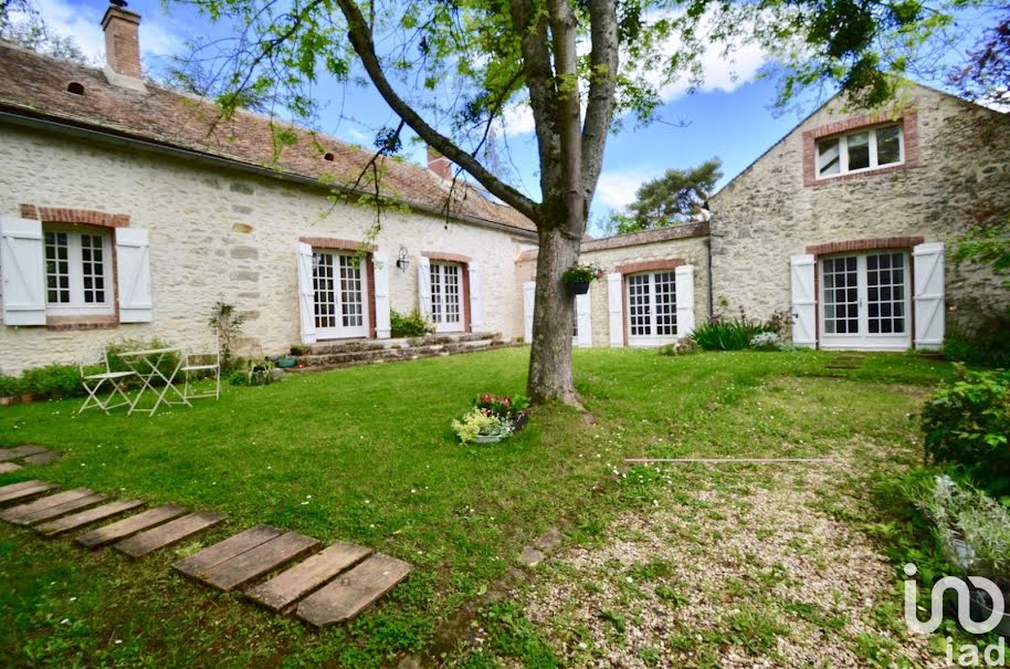 Vente maison 12 pièces 330 m² à Montereau-Fault-Yonne (77130), 398 000 €