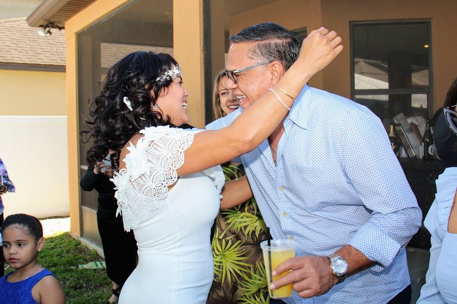 Fotógrafo de bodas Tim Barrios (timbarrios). Foto del 10 de marzo 2020