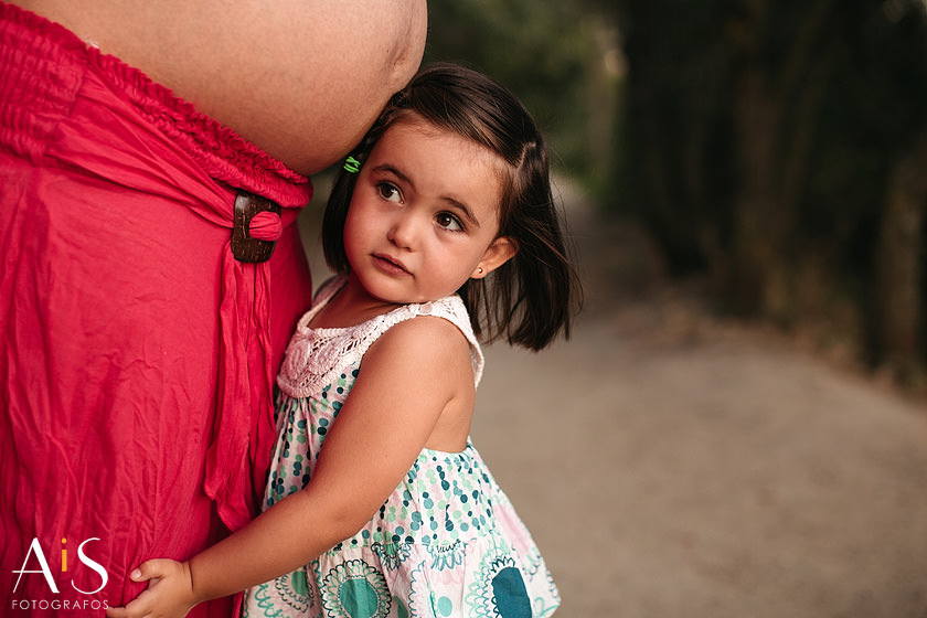 Fotos premamá, Un hermanito para Julia