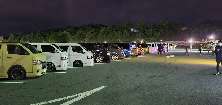 ハイエースバンの魁レーシング・みんなでワイワイ・高坂オフ・オフ会・疲れたけど楽しかった😘に関するカスタム事例の投稿画像1枚目