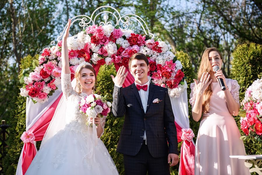 Fotografo di matrimoni Julia Jolley (juliajolley). Foto del 7 maggio 2017