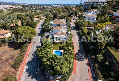 Villa with garden and terrace 5