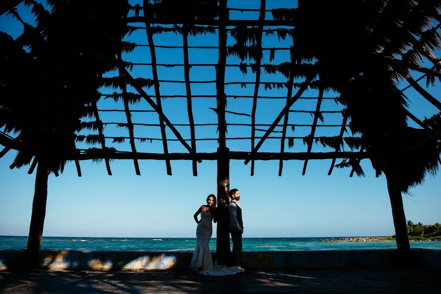 Fotografo di matrimoni Vincent Guérault (vincentguerault). Foto del 23 aprile 2019