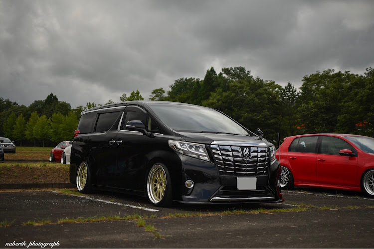 アルファードのwork・workwheels・tdemand・fullthrottle・TOYOTAに関するカスタム事例の投稿画像2枚目