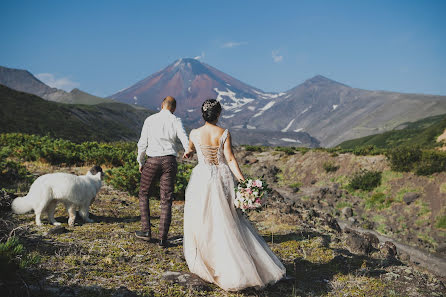 Fotógrafo de casamento Yanka Partizanka (partisanka). Foto de 10 de abril 2022