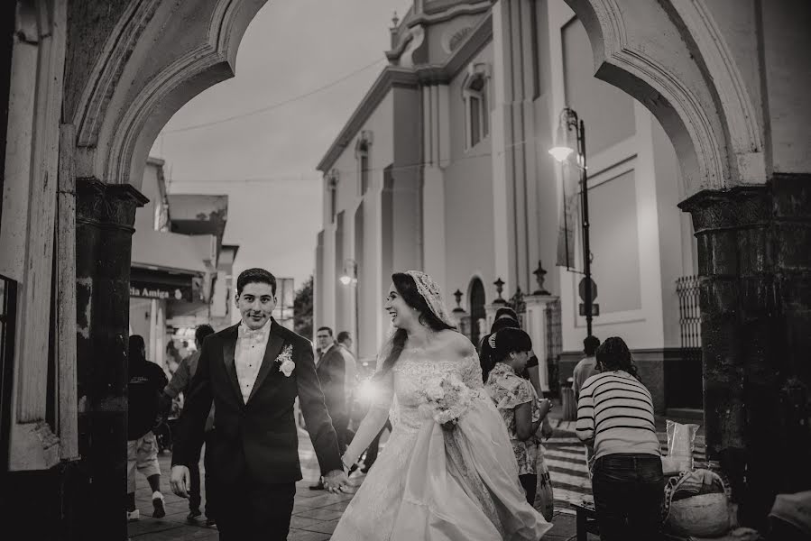 Wedding photographer Sandra Salazar (san008). Photo of 20 February 2020