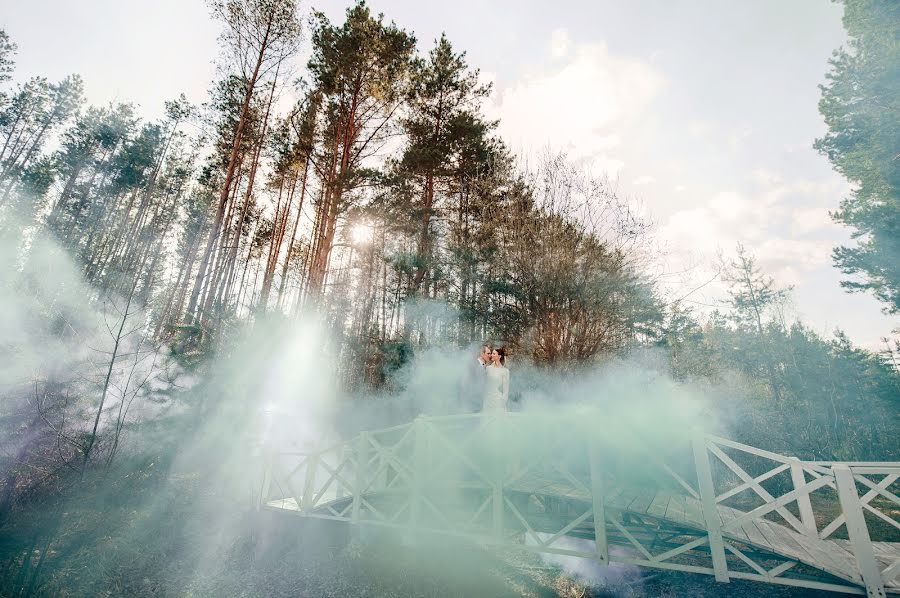 Fotograful de nuntă Olga Nikolaeva (avrelkina). Fotografia din 19 mai 2019