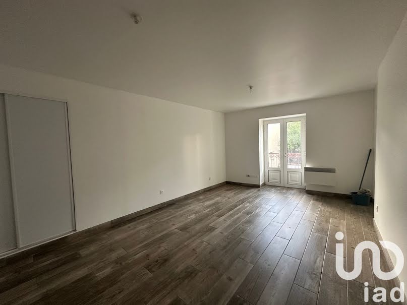 Location  appartement 3 pièces 66 m² à Marcoussis (91460), 1 000 €