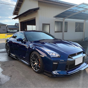 NISSAN GT-R R35