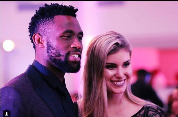 Siya and Rachel Kolisi recently celebrated two years of marriage but a clip from their wedding preparations has resurfaced to the amusement of many on social media.