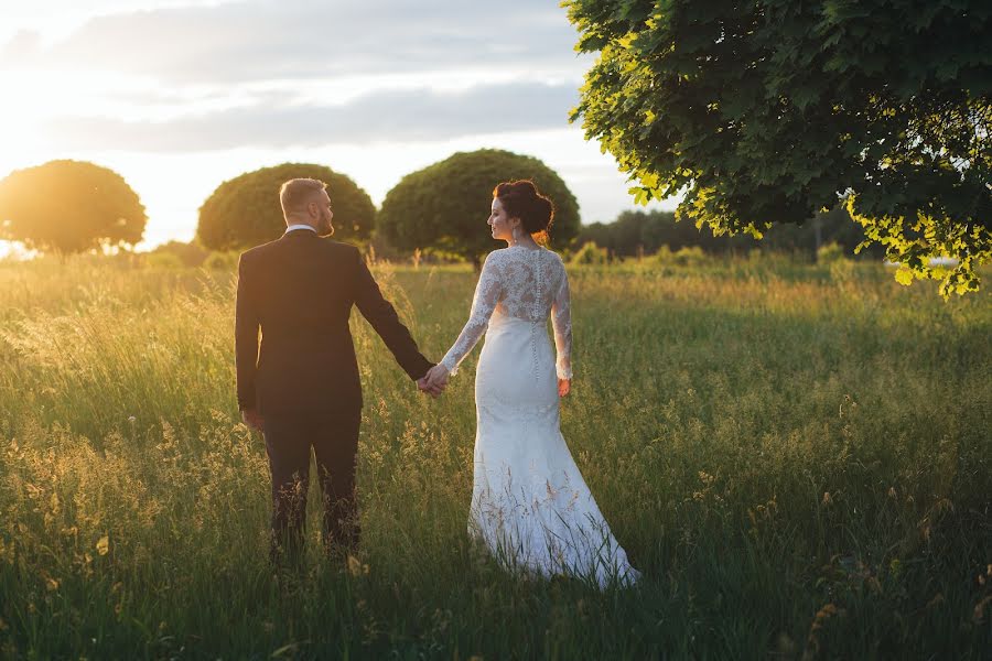 結婚式の写真家Alena Maksimchuk (alenmax)。2017 9月1日の写真