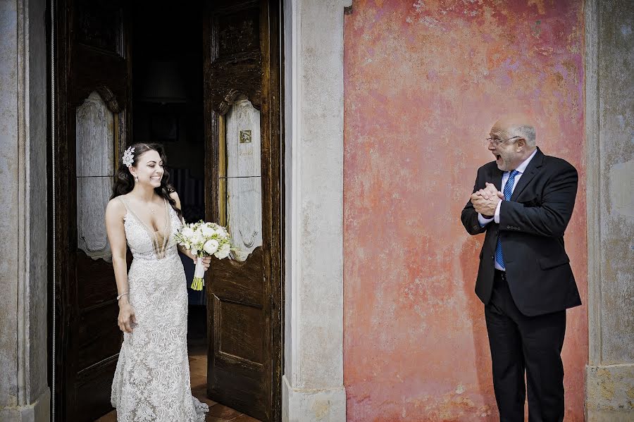 ช่างภาพงานแต่งงาน Andrea Pitti (pitti) ภาพเมื่อ 27 พฤษภาคม 2019