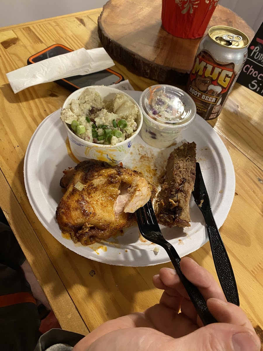 Gluten-Free at Woah Nellies BBQ & More