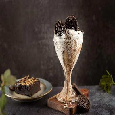 Oreo Crumble Sundae