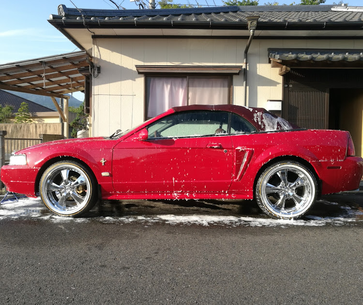 マスタング コンバーチブルの洗車・マスタング・2000mustang・mustang・伊万里　伊万里市　佐賀に関するカスタム事例の投稿画像3枚目