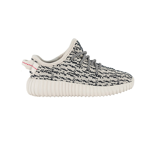 Ấn tượng ngay từ cái nhìn đầu tiên chính là Adidas Yeezy boost 350