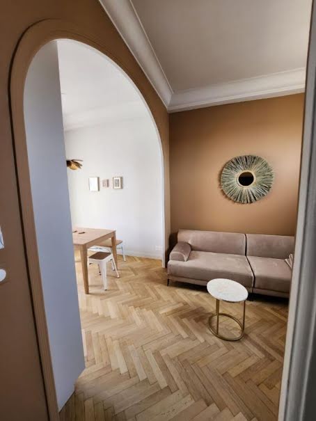 Location meublée appartement 1 pièce 36 m² à Nice (06000), 1 200 €